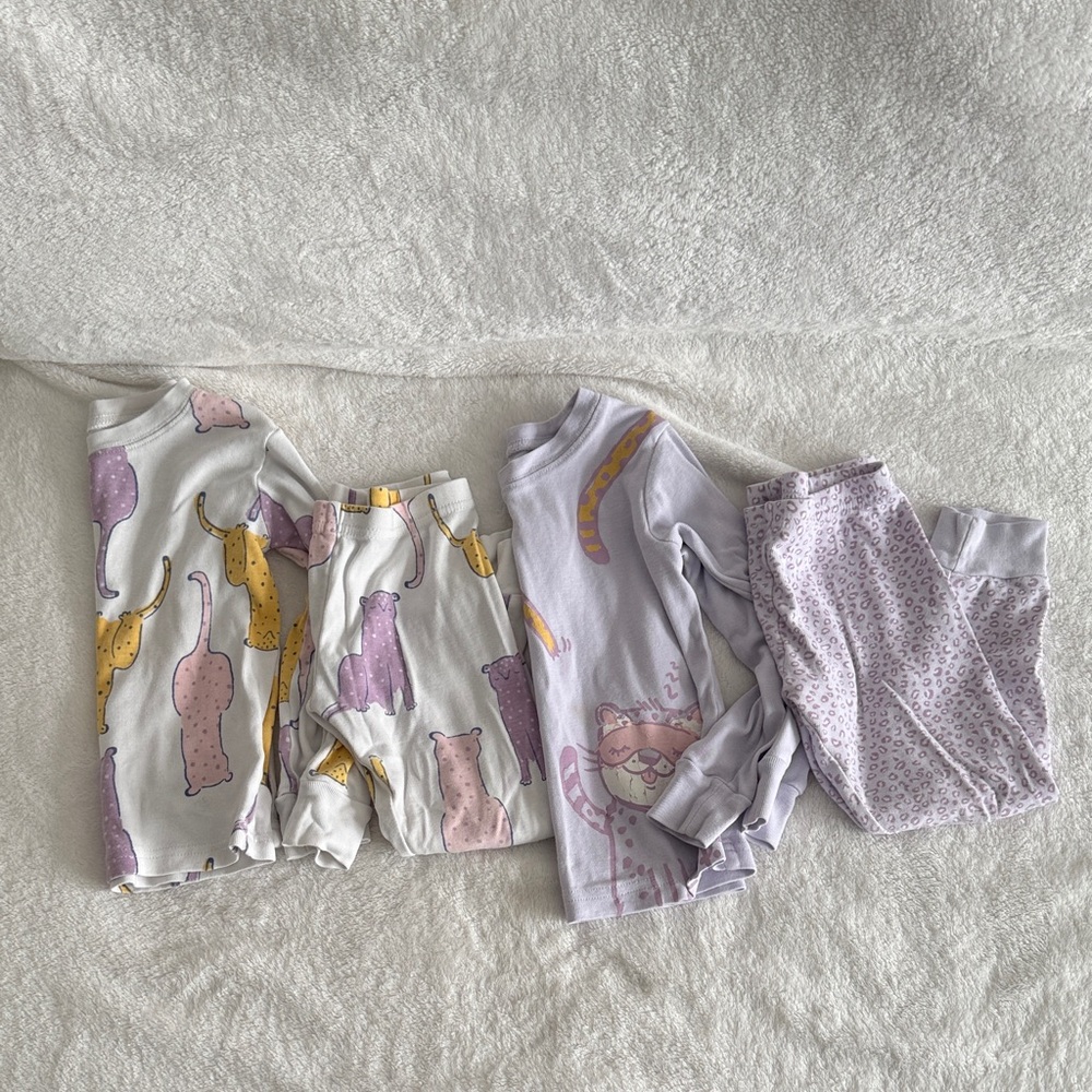Carter's Girls' White and Light Purple Cat Print Pajama Set